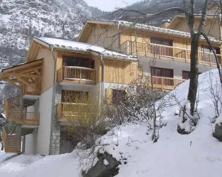 Apartment in Orelle near Ski Lift Hotels in Orelle