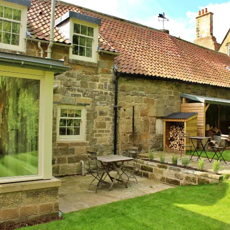 Cottage in North York Moors with Scenic Trails