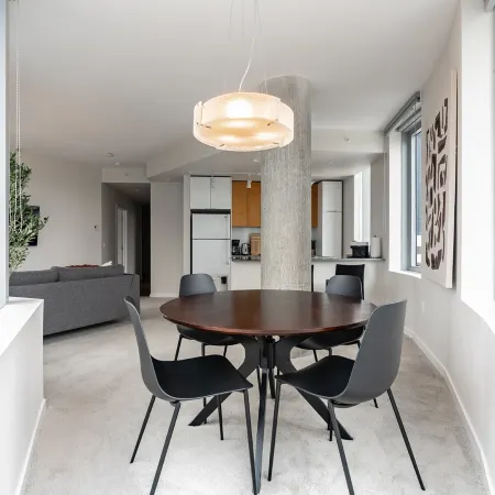 2BR | Rooftop, Gym, Pool | Bellevue | Sophari A