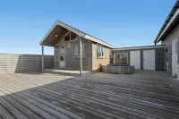 Ocean Break Cabins Hotels in Sandgerdi