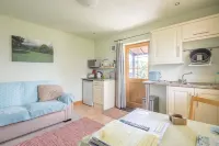 Kenilworth Garden Accommodation Hotels in Long Sutton