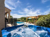 Wine Country Family Villa - Huvilat