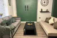 House - Sleeps 5 - Garden - Parking Các khách sạn ở 