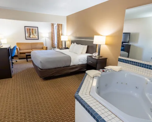 Quality Inn & Suites Sun Prairie Madison East Hotels in Dane County