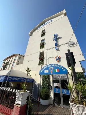 Hotel Valente Hotels in Tollo