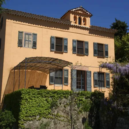 Elegant Villa in Grasse