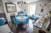 The New White Lion Hotels in Llanwrda