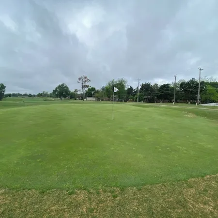 12th Green at Duncan Golf Club and Tennis Club