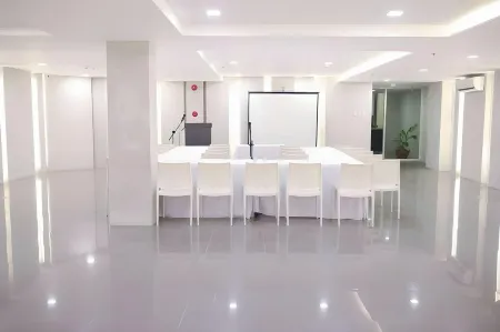 Ialodge Отели в г. Ормок