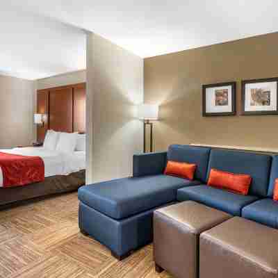 コンフォート スイーツ アーバナ シャンペーン ユニバーシティ エリア Rooms