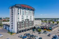 Carriage House Hotel and Conference Centre Hotels in Southeast Calgary