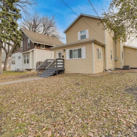 Dog-Friendly Home < 1 Mi to Downtown Fargo!