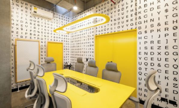 Indie Universe Creative Hotel