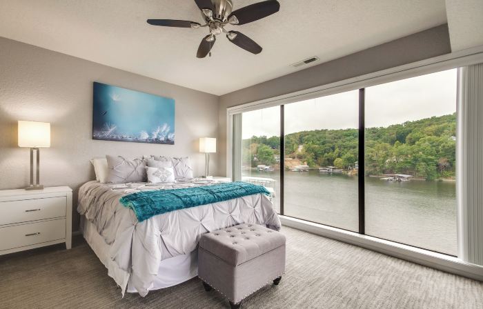 Osage Beach Condo: Community Pool & Boat Dock