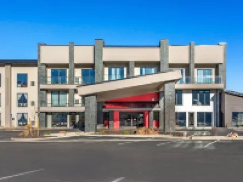 The Valor, Ascend Hotel Collection Hotels in Iron County