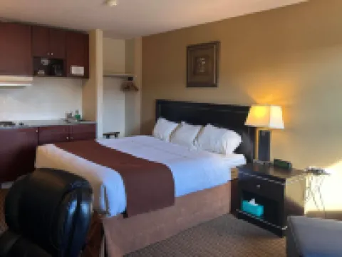 Travelodge by Wyndham Valleyview AB Hotels in Valleyview