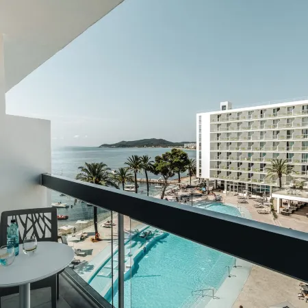 The Ibiza Twiins -