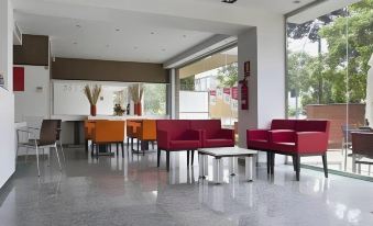 SG Costa BCN Apartments