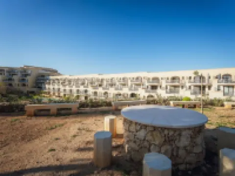 Qala Skyview Penthouse Pool Sunsets BBQ Area Hotels in Qala