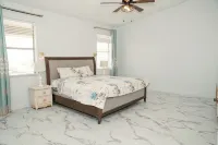 Large Family Home Near Phoenix - 2-Star