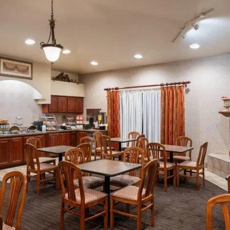 Hawthorn Suites by Wyndham Napa Valley
