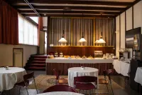 オテル ナポレオン リミニ – シティ & ステーション