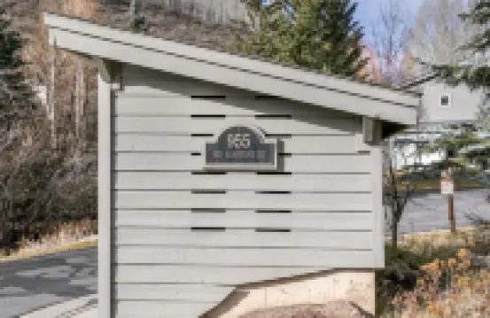 Brooktree Condos D221 2 Bedroom Condo