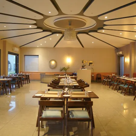 KMR Hotels & Resorts