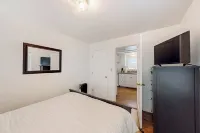 1BR Sunlit Retreat w/ Patio - Near Golf & Parks - 2 estrellas
