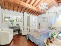 Villa Catia Farmhouse, Three Luxury Bedrooms, a Jacuzzi Pool and a Dream-Like Getaway Experience Hotels in Capannori
