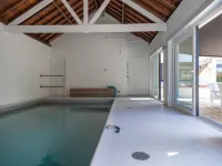 Heated Pool & Beach Access - Wifi