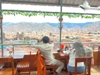 CUSCO VISTA GUETS HOUSE - breakfast