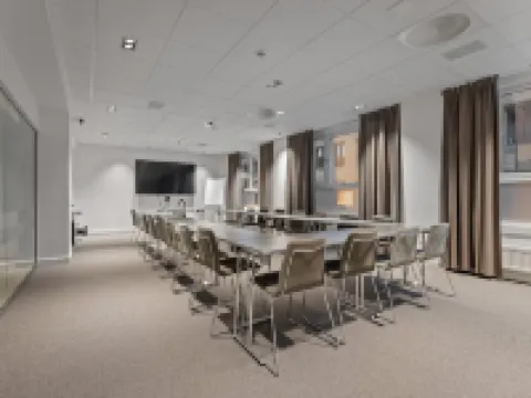 ホーム ホテル アストリア ハーマルのホテル