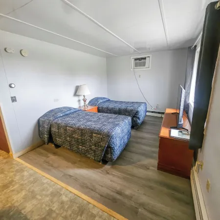 Katahdin Valley Motel