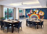 เอ็มเบลม โรงแรม – อรชุน มาร์ก, กอล์ฟ คอร์ส โร้ด คุร์เคาน์