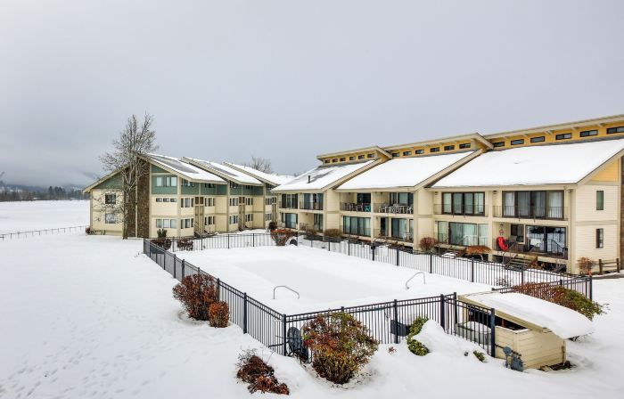 Waterfront Sandpoint Condo Lake Access!