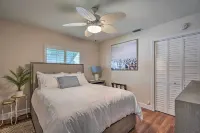 Naples Oasis w/ Screened Pool, Bike to Beach! - 3-Star
