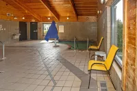 Quality Inn Near Medical Center - Hot Tub
