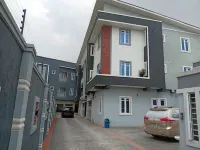 Alubarika Service Apartment - Condos