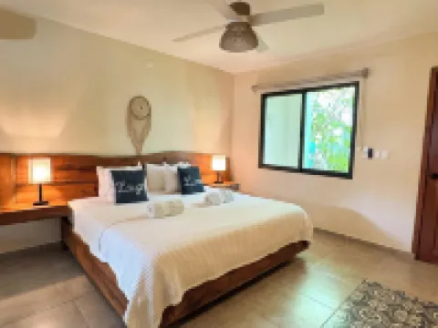 เอเซนเซีย บายาโดลิด โรงแรม