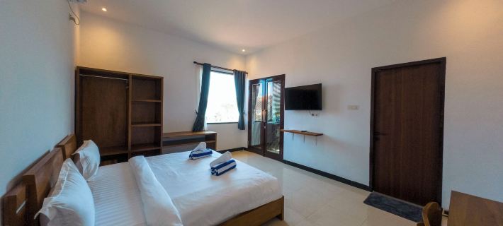 Mar Bella Beachfront Hotels in Pujut