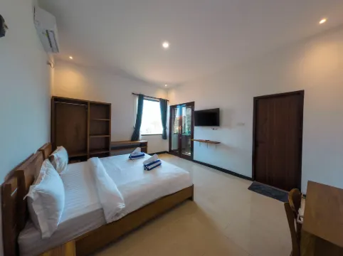 Mar Bella Beachfront