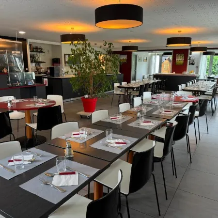 Brit Hotel Mayenne