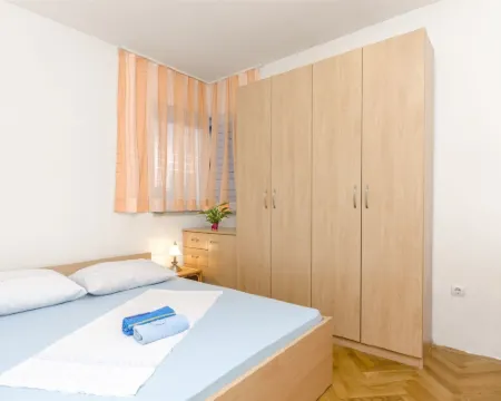 Apartment Branka Hotels in Srima