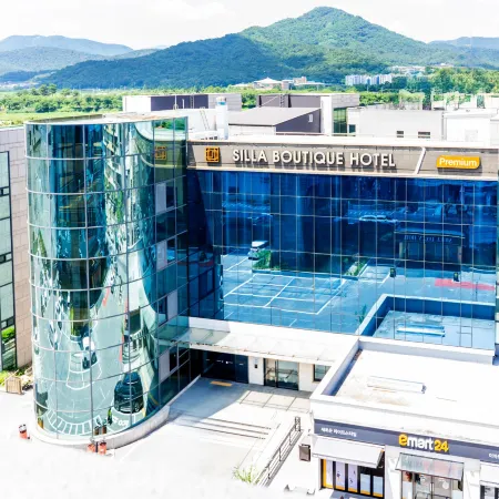Silla Boutique Hotel Premium Отели рядом с достопримечательностью «Галерея «Хонджасу»»