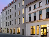 elaya hotel regensburg city center, Trademark Collection by Wyndham Hotels near Haidplatz Square