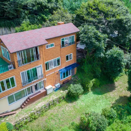 Nonsan Daedunsan Surak Lake Pension (Formerly Sancho House)