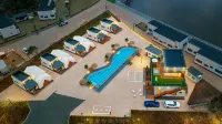 Taean Anmyeondo Hwangdo Indoor Glamping Отели в г. 