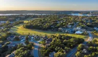 Lake Travis Gem, Golf, boat, Tennis, Pool