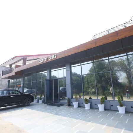 Corbett Caves Resort Отели в г. Рамнагар